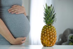 آناناس تازه یا کمپوت آناناس برای بارداری خوبه؟